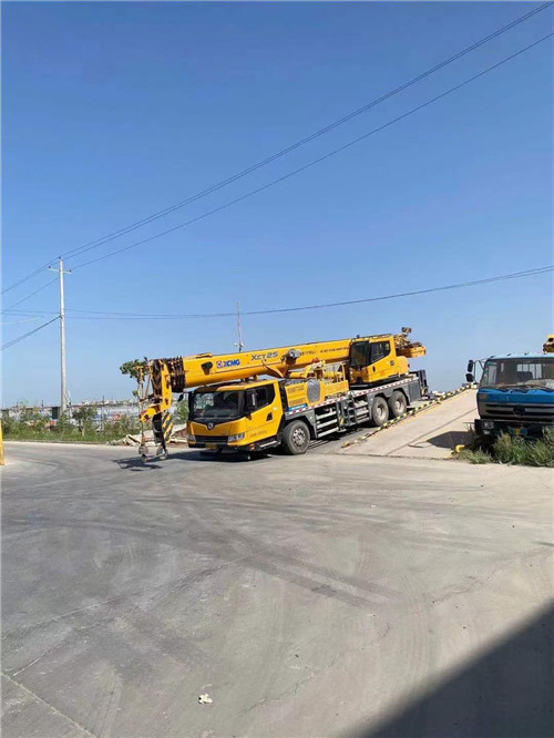 清苑区吊车作业时，可能会产生哪些额外收费项目？